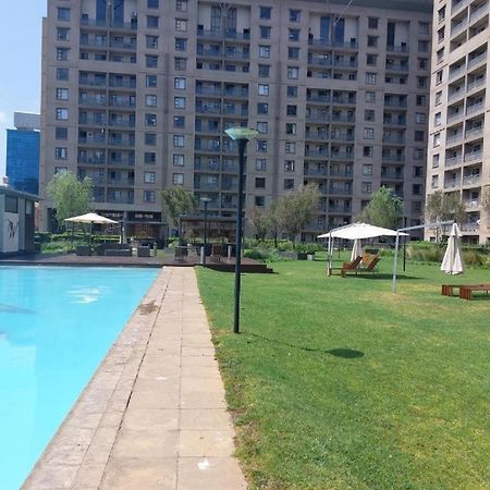 Prestige Apartments Sandton At Westpoint Johannesburg Exteriér fotografie